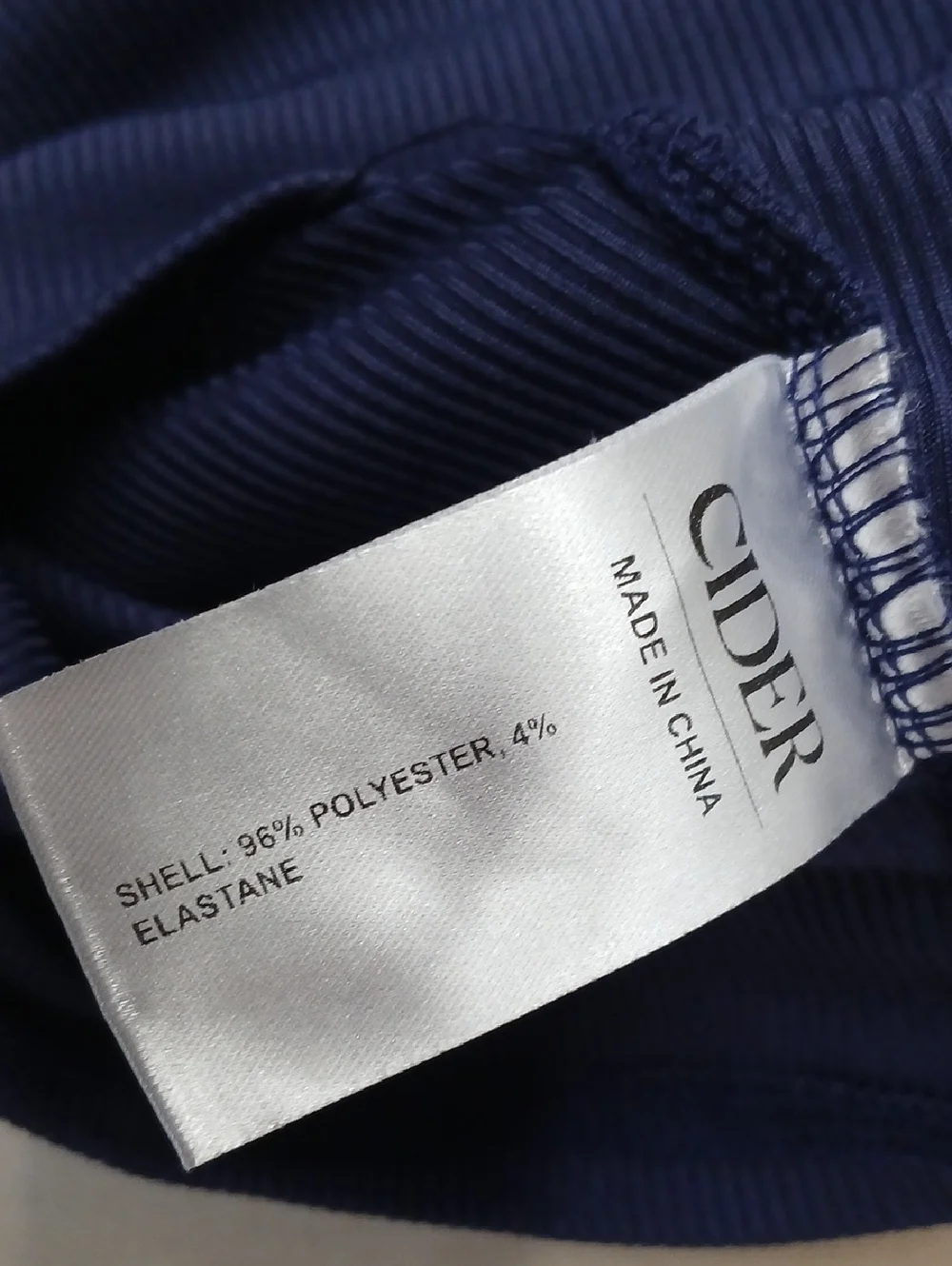 Cider Long Sleeve Square Neck Navy Crop Top / Size Small